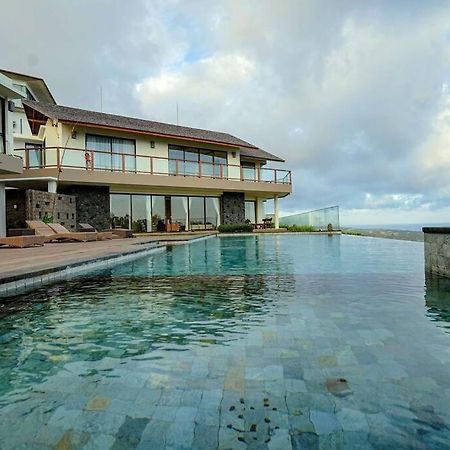 Grand Villa Uluwatu Ungasan Exteriör bild